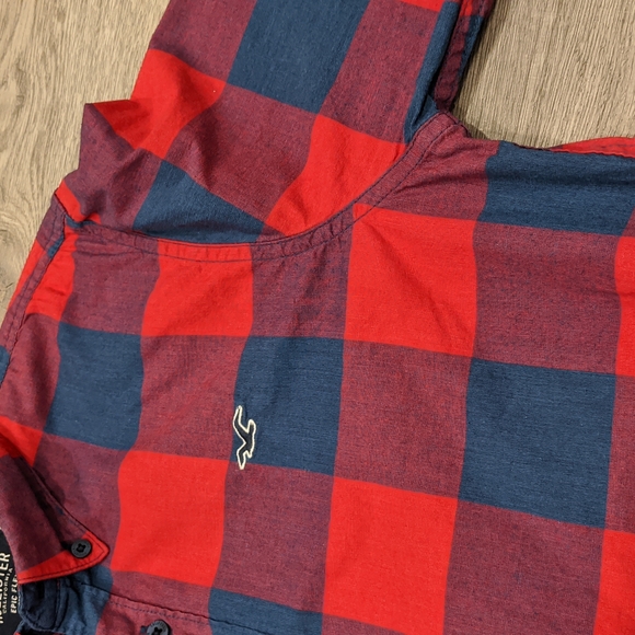 WORN 3X! HOLLISTER SHIRT - Picture 9 of 12